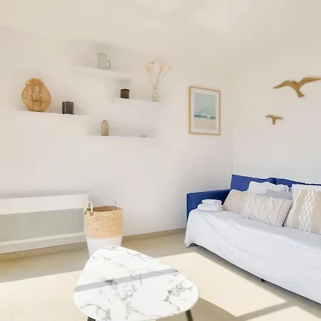 Appartamento T2 Avec Terrasse Et Parking Privé Au Coeur De