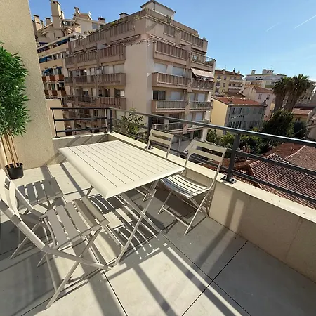 شقة T2 Avec Terrasse Et Parking Prive Au Coeur De نيس